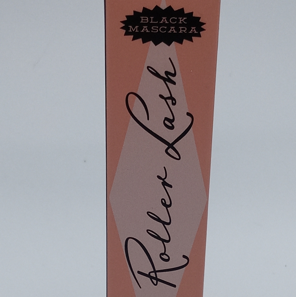 Benifit Roller Lash Mascara. Travel Size